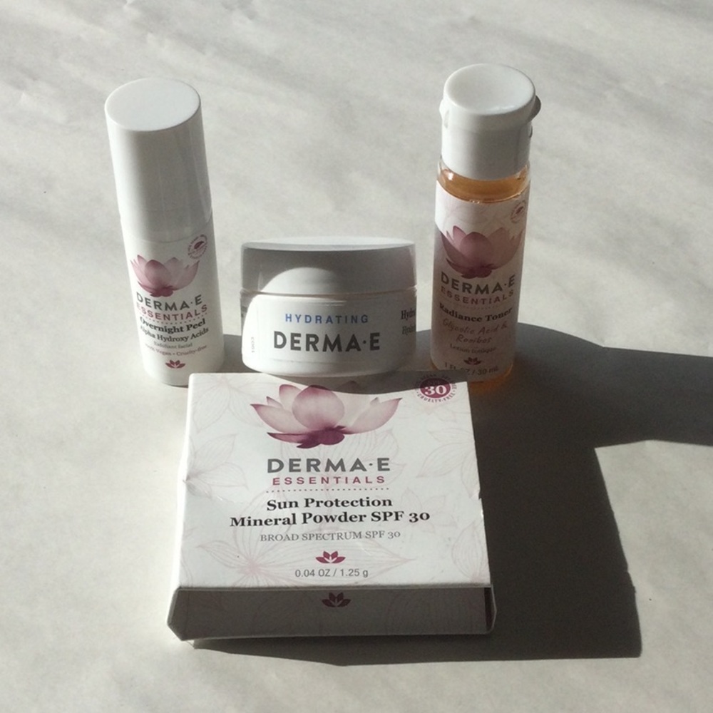 Derma E travel sizes set! All new unopened!
